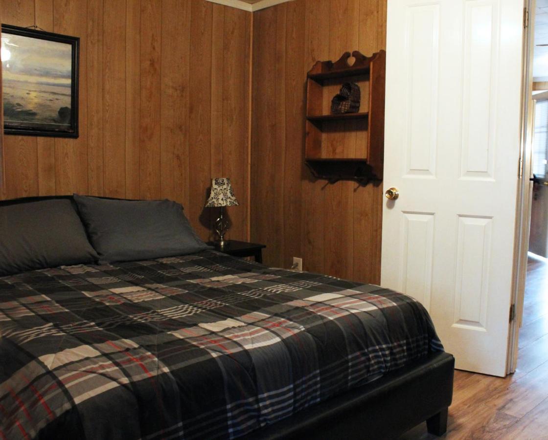 Berry Creek Cabins Bed and Breakfast Isabel Esterno foto