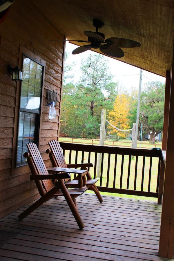 Berry Creek Cabins Bed and Breakfast Isabel Esterno foto