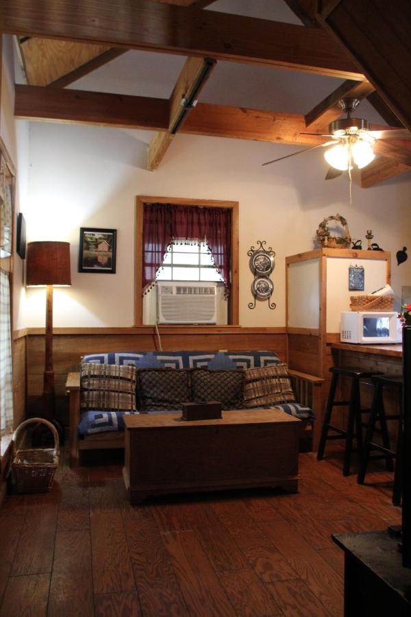 Berry Creek Cabins Bed and Breakfast Isabel Esterno foto