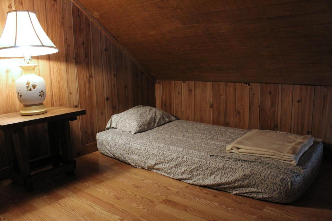 Berry Creek Cabins Bed and Breakfast Isabel Esterno foto