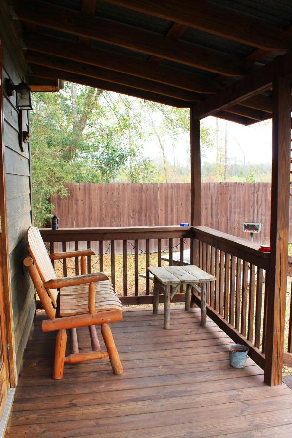 Berry Creek Cabins Bed and Breakfast Isabel Esterno foto